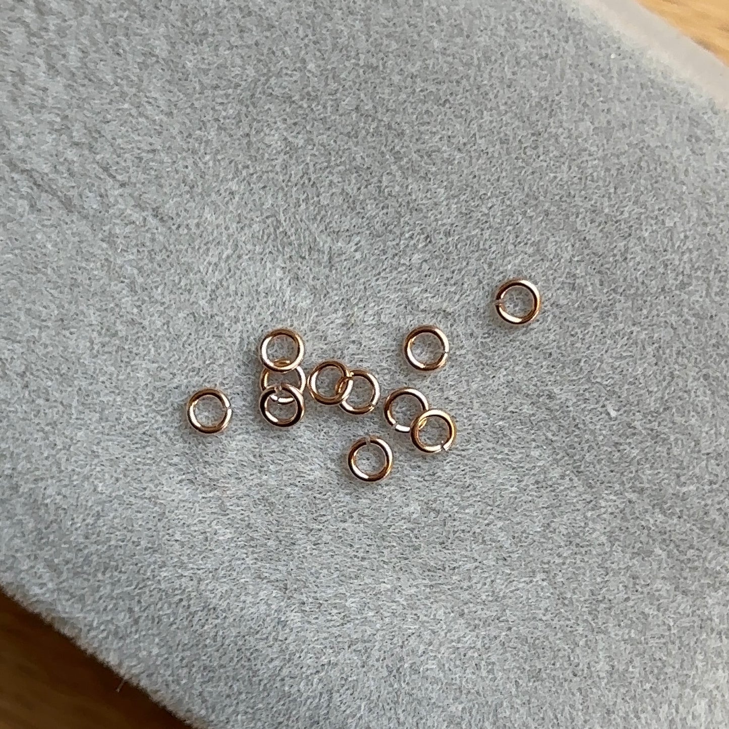 Rose Gold Filled 2.5mm 24 Gauge Jump Rings x10